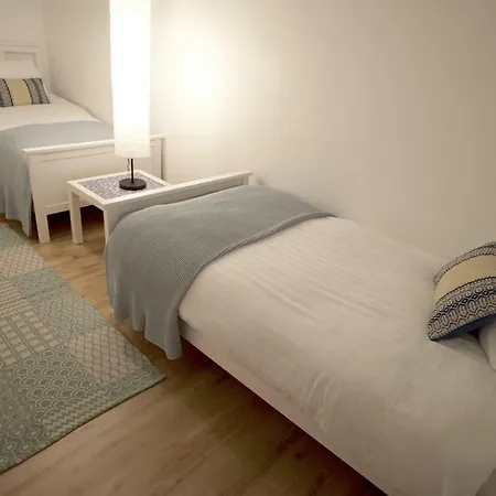 E&m House Aldeamento Do Levante Ii Holiday home Lagoa (Algarve)