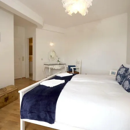 E&m House Aldeamento Do Levante Ii Holiday home Lagoa (Algarve)